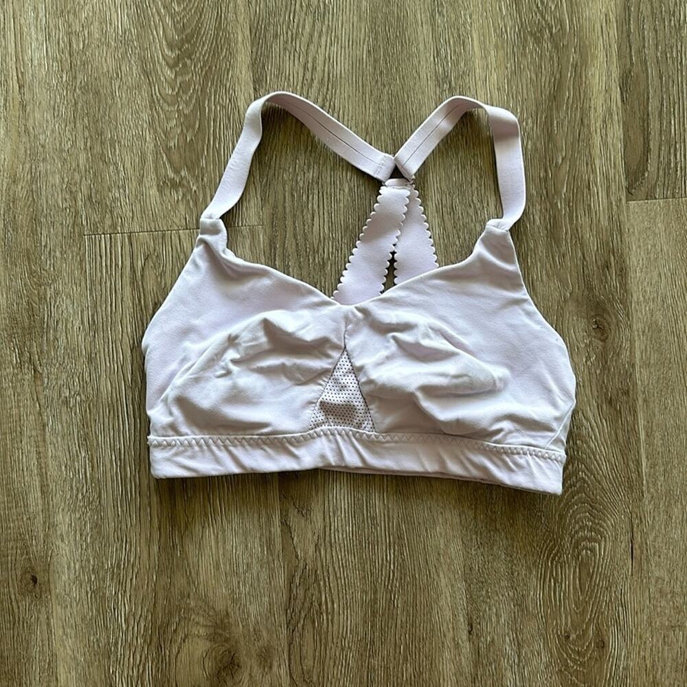 Athleta Scallop Sports Bra Light‎ Pink Size Medium Low Impact